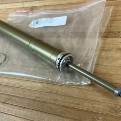 FOX 38 Air Shaft Kit 150mm 2021 -Fox-Laden IMG 3396