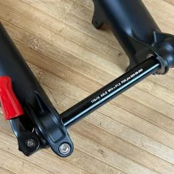 FOX 38 Casting / Lower 2021 29" Matte Black -Fox-Laden IMG 3408 8f2c20c7 9b59 4c3e b67a a29e89e64278