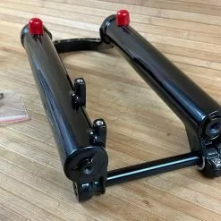 FOX 36 Casting / Lower 2021 29" Shiny Black Boost -Fox-Laden IMG 3440 a5791ebc a531 40be 83bb c595353f4ced