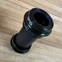 SRAM DUB Pressfit 30 83mm Cannondale Innenlager -Fox-Laden IMG 3536