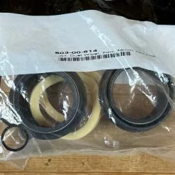 FOX 34 Dust Wiper Kit / Dichtungen Low Friction -Fox-Laden IMG 3543 c2b43b18 083c 490e 9d23 d001994cc5c6