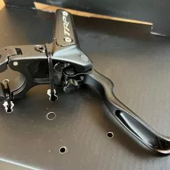 TRP DH-R EVO BLACK HD-M846 Bremse HR Hebel Rechts 14 TRP DH-R EVO BLACK HD-M846 Bremse HR Hebel Rechts -Fox-Laden IMG 4013 65442e7f 4576 42fb 8f7b 25bc407d994e