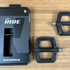 Race Face Ride Plattformpedale / Pedale Black