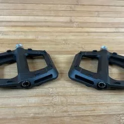 Race Face Ride Plattformpedale / Pedale Black 10 Race Face Ride Plattformpedale / Pedale Black -Fox-Laden IMG 4382