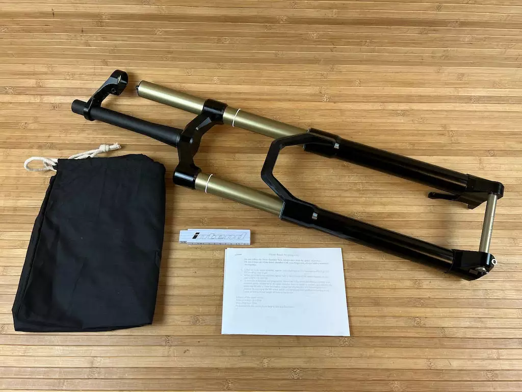 Intend Blackline Bandit 29" Federgabel 1 Intend Blackline Bandit 29" Federgabel