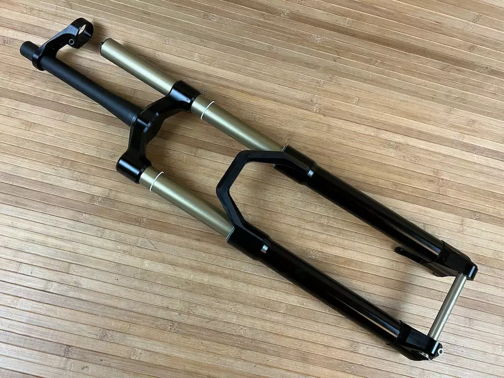 Intend Blackline Bandit 29" Federgabel 3 Intend Blackline Bandit 29" Federgabel – Bild 3