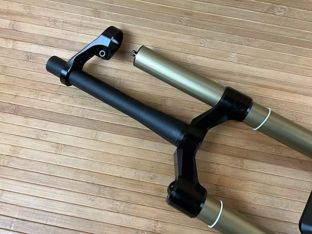 Intend Blackline Bandit 29" Federgabel 4 Intend Blackline Bandit 29" Federgabel – Bild 4