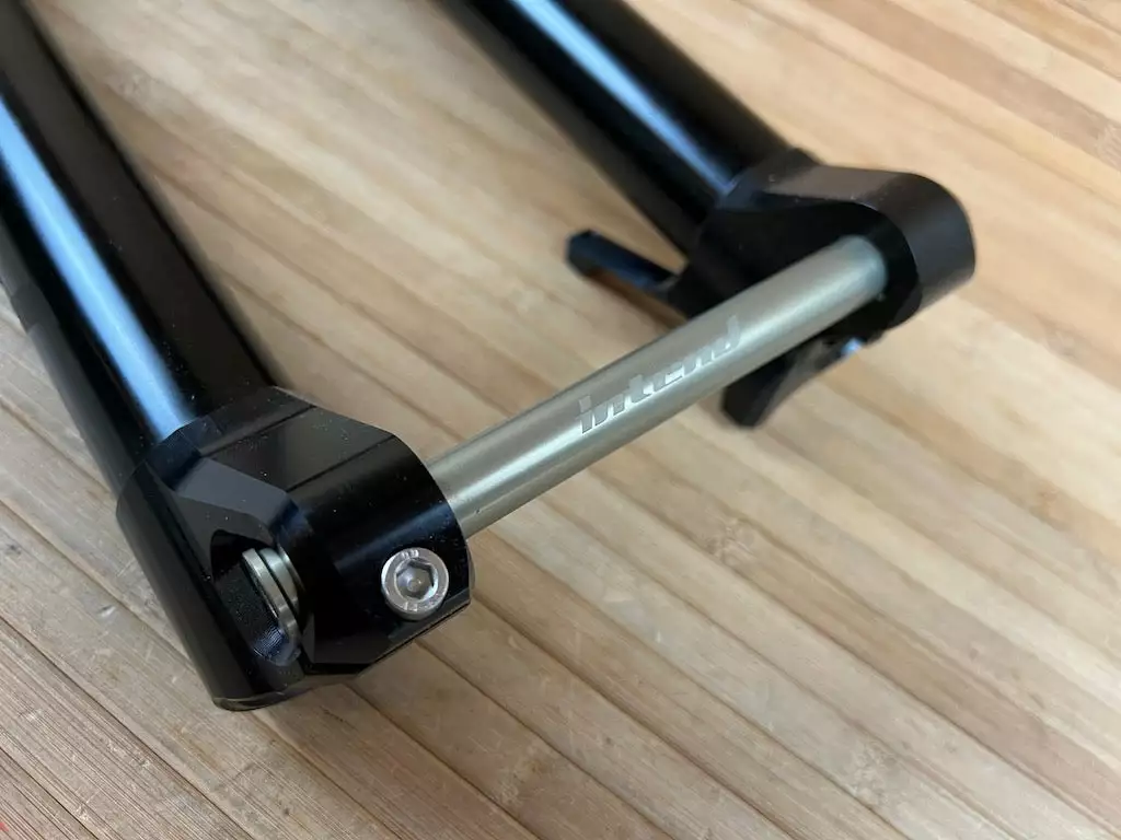 Intend Blackline Bandit 29" Federgabel 7 Intend Blackline Bandit 29" Federgabel – Bild 7