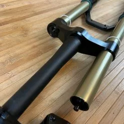 Intend Blackline Bandit 29" Federgabel 28 Intend Blackline Bandit 29" Federgabel -Fox-Laden IMG 4430