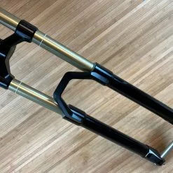 Intend Blackline Bandit 29" Federgabel 32 Intend Blackline Bandit 29" Federgabel -Fox-Laden IMG 4434