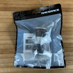 Race Face Pressfit PF30 24mm Innenlager 68/73mm