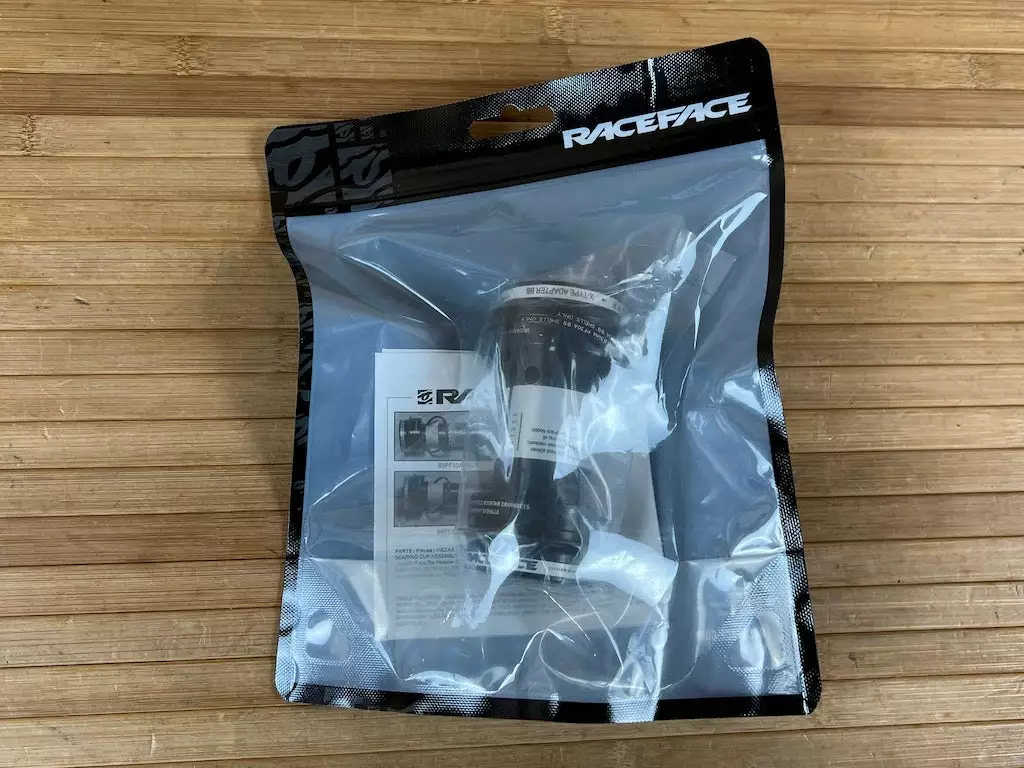 Race Face Pressfit PF30 24mm Innenlager 68/73mm 1 Race Face Pressfit PF30 24mm Innenlager 68/73mm