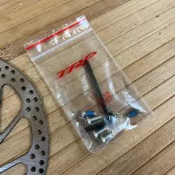 TRP R1 Disc / Bremsscheibe 6-Loch 180mm / 2,3mm -Fox-Laden IMG 5048 599c03c7 ded1 4640 87b4 20c1ec785bce