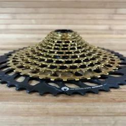 SRAM XX1 XG-1299 Eagle Gold Kassette 12-fach 10-52T 10 SRAM XX1 XG-1299 Eagle Gold Kassette 12-fach 10-52T -Fox-Laden IMG 5554 8e639ffa 7c79 4368 a527 1eec90813770