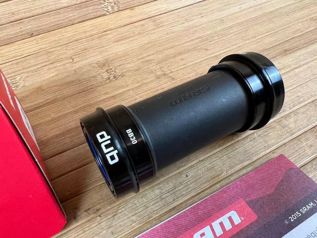 SRAM DUB BB30 83mm Cannondale Innenlager MTB 2 SRAM DUB BB30 83mm Cannondale Innenlager MTB – Bild 2