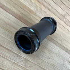 SRAM DUB BB30 83mm Cannondale Innenlager MTB 11 SRAM DUB BB30 83mm Cannondale Innenlager MTB -Fox-Laden IMG 5570