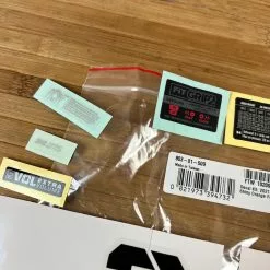 Fox Decal Kit 34 2021 F-S Black Logo / Shiny Orange -Fox-Laden IMG 5573 1776afcd 8bdb 4098 8d58 c66f54a3687f