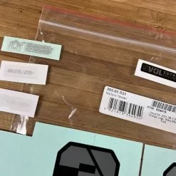 Fox Decal Kit 38 2021 F-S Orange Logo / Shiny Black -Fox-Laden IMG 5592