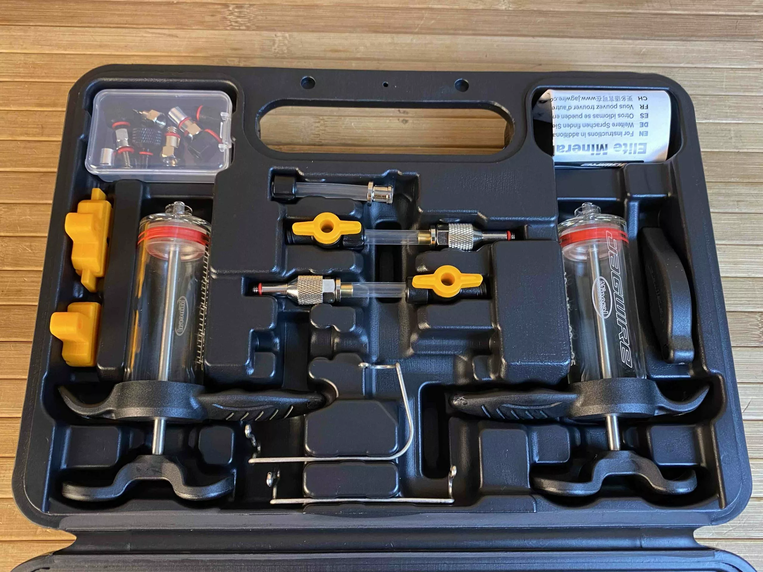 Jagwire Elite Bleed Profi Entlüftungskit Mineralöl 2 Jagwire Elite Bleed Profi Entlüftungskit Mineralöl – Bild 2