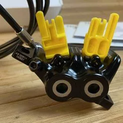 Magura MT5 Bremsenset / Scheibenbremsen VR/HR Set -Fox-Laden IMG 5683 scaled