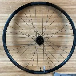 Race Face Aeffect R 30 Hinterrad HR 29" Boost Schwarz XD EMTB 15 Race Face Aeffect R 30 Hinterrad HR 29" Boost Schwarz XD EMTB -Fox-Laden IMG 5828 56d0056a 74c4 405a abbb 1a85673dce40