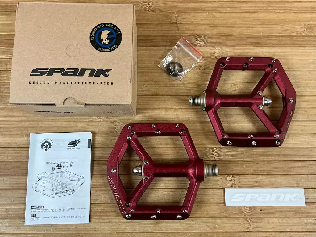 Spank Spike Reboot Pedale / Plattformpedale Red 1 Spank Spike Reboot Pedale / Plattformpedale Red