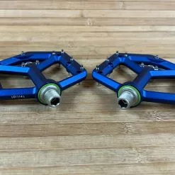 Spank Spike Reboot Pedale / Plattformpedale Blue -Fox-Laden IMG 5972 334023d6 1245 4218 b75e f128e1a07d68