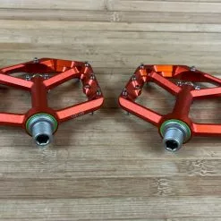 Spank Oozy Trail Reboot Pedale / Plattformpedale Orange -Fox-Laden IMG 5984 c15f3b64 c1dc 4345 be44 958dd99823d8