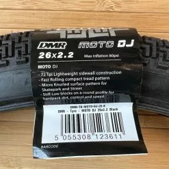 DMR Moto DJ Drahtreifen 26 X 2,2" 72TPI Reifen -Fox-Laden IMG 6080 7d058bdc c9dc 4ca4 a214 8586cba76567