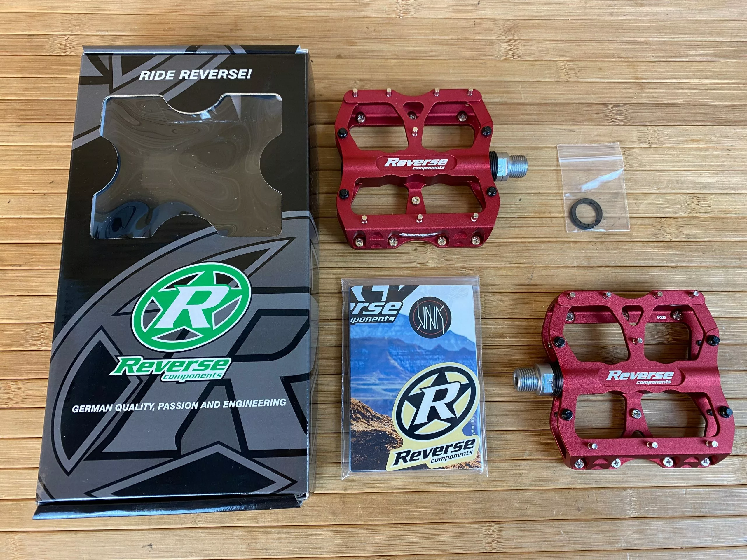 Reverse Components Escape Plattformpedale / Pedale Rot 5 Reverse Components Escape Plattformpedale / Pedale Rot – Bild 5