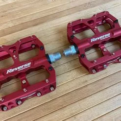 Reverse Components Escape Plattformpedale / Pedale Rot 13 Reverse Components Escape Plattformpedale / Pedale Rot -Fox-Laden IMG 6108 3d0f4742 8ad8 4989 9bde f2f3019f3dfa scaled