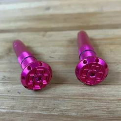 Muc-Off Stealth Tubeless Puncture Plug Set Pink 8 Muc-Off Stealth Tubeless Puncture Plug Set Pink -Fox-Laden IMG 6115 4d03f0b9 d186 4d65 a17c 87f2c3369609