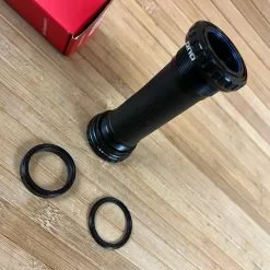 SRAM DUB BSA 100mm FAT Fatbike Innenlager -Fox-Laden IMG 6427 4994e8e5 5094 4b48 94da 3f04cdb705a9