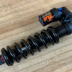 Fox DHX2 Factory 2-POS 230mm Dämpfer 2022 Hub Nach Wahl -Fox-Laden IMG 6540 57483510 e802 4a0b 9125 6dcc579d258e