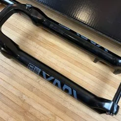 RockShox Yari RC Modelljahr 2021 29" / 170mm Federgabel -Fox-Laden IMG 6644 d53ec5f1 1330 4145 867c 97e0c55253f5