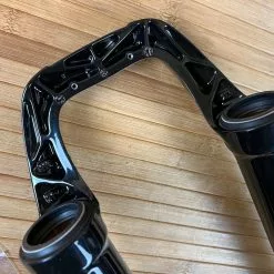 FOX 36 Casting / Lower 2017 27,5" Shiny Black Kabolt Boost -Fox-Laden IMG 6756 d908715d 0eb4 436f 8baf 090ddfe87841