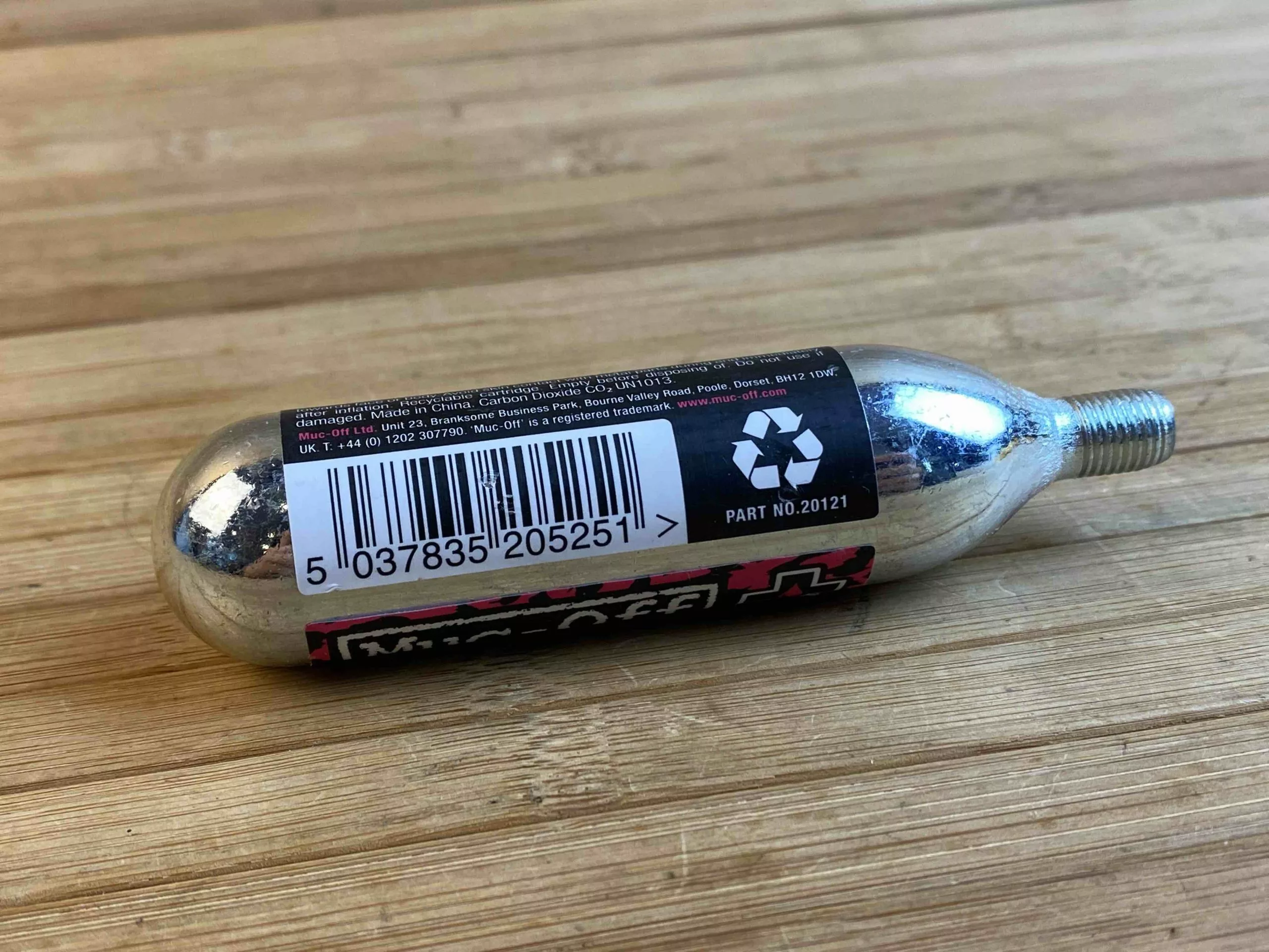 Muc-Off Muc Off CO2 Cartridge 25g MTB 3 Muc-Off Muc Off CO2 Cartridge 25g MTB – Bild 3