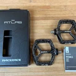 Race Face Atlas 2022 Black Plattformpedale / Pedale