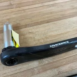 Race Face Next SL Carbon Kurbelset 175mm 68/73mm Black 13 Race Face Next SL Carbon Kurbelset 175mm 68/73mm Black -Fox-Laden IMG 6882 fa8c52f7 79e4 4cbd 97e7 d3b68b330edf