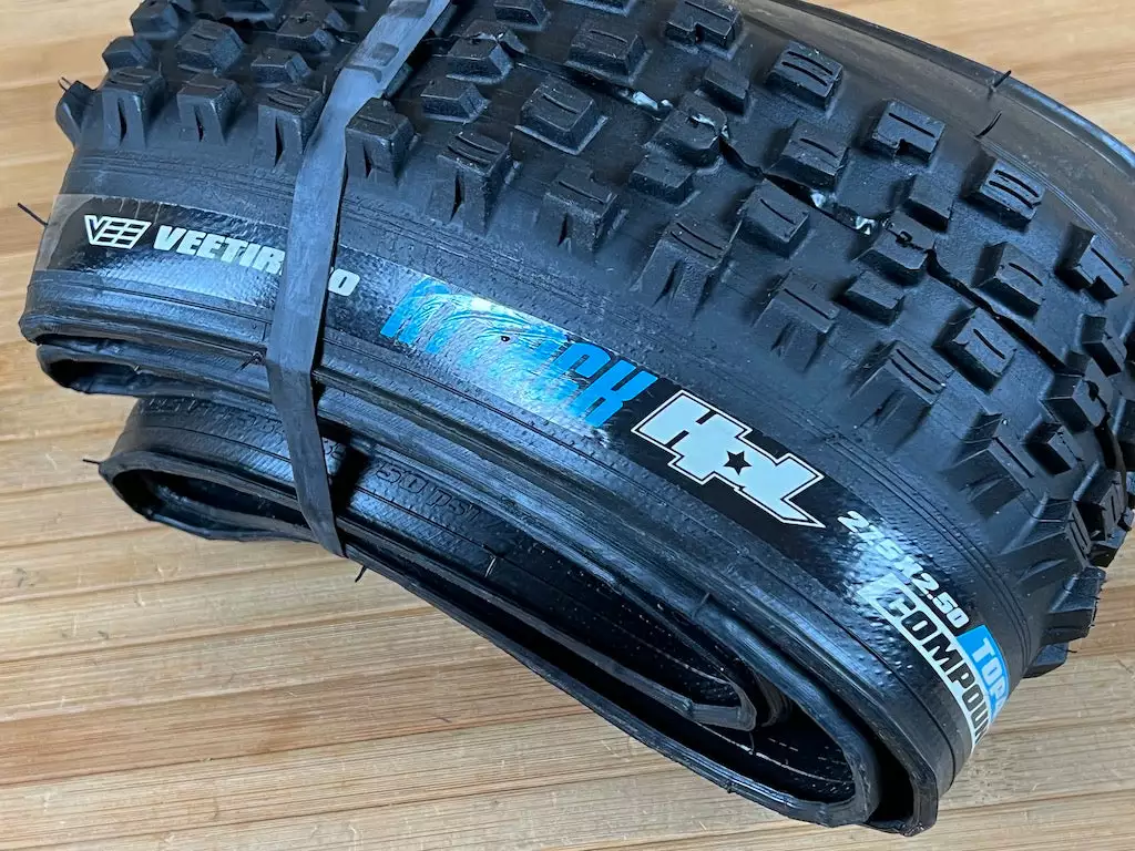 Vee Tire Attack HPL 27,5 X 2.5 Reifen 2 Vee Tire Attack HPL 27,5 X 2.5 Reifen – Bild 2