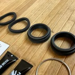 Manitou Dorado Dichtungen / Sealkit / Servicekit Ab 2021 37mm -Fox-Laden IMG 7020 69498d8c 8d19 464b b1a9 cad1a1173106