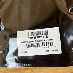 Race Face Pressfit BB92 30mm Innenlager Double Row EXT Seal -Fox-Laden IMG 7092 7382b1b2 8662 4c23 a2f3 301098621f40