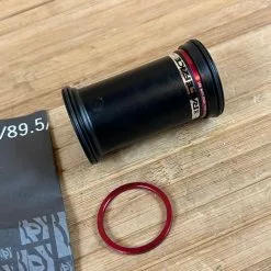 Race Face Pressfit BB92 30mm Innenlager Double Row EXT Seal -Fox-Laden IMG 7095 f1ab48f2 cba8 4c38 bbf8 e946e8a2c411