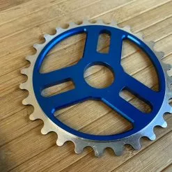 Spank Tweet Tweet BMX Kettenblatt Blue 28T -Fox-Laden IMG 7209 scaled