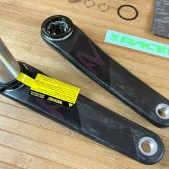 Race Face Next R Carbon Kurbelset 175mm 68/73mm Purple 11 Race Face Next R Carbon Kurbelset 175mm 68/73mm Purple -Fox-Laden IMG 7473 a4b59b97 d4f7 4f18 b37d 6e8b3176d6af