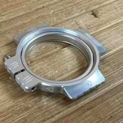 Muc-Off Muc Off Crank Preload Ring Silber -Fox-Laden IMG 7708 725a4879 3304 4026 9695 6fa0d00a194b