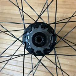 Spank Spoon 32 26" Hinterrad Schwarz Singlespeed 20 Spank Spoon 32 26" Hinterrad Schwarz Singlespeed -Fox-Laden IMG 7827 b1d66f1d 72bf 464d ba6d 0c77461935b0