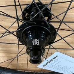 Spank 359 Vibrocore Hinterrad 27,5" Schwarz BOOST 148x12mm Laufrad -Fox-Laden IMG 7831 3a5e6455 8ea6 4c36 a04e 5c845c0db394