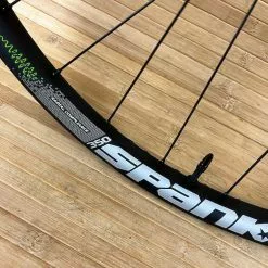 Spank 350 Vibrocore Hinterrad 29" Schwarz BOOST 148x12 Laufrad -Fox-Laden IMG 7840 c8a6ca7c 89d5 4d25 98a0 4d432a1904d1