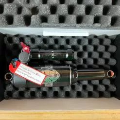 Manitou Mara PRO Air Dämpfer King Can 230 X 65mm 24 Manitou Mara PRO Air Dämpfer King Can 230 X 65mm -Fox-Laden IMG 7895 d1903a99 eec5 4ab9 9cc4 7fae3da24dd7